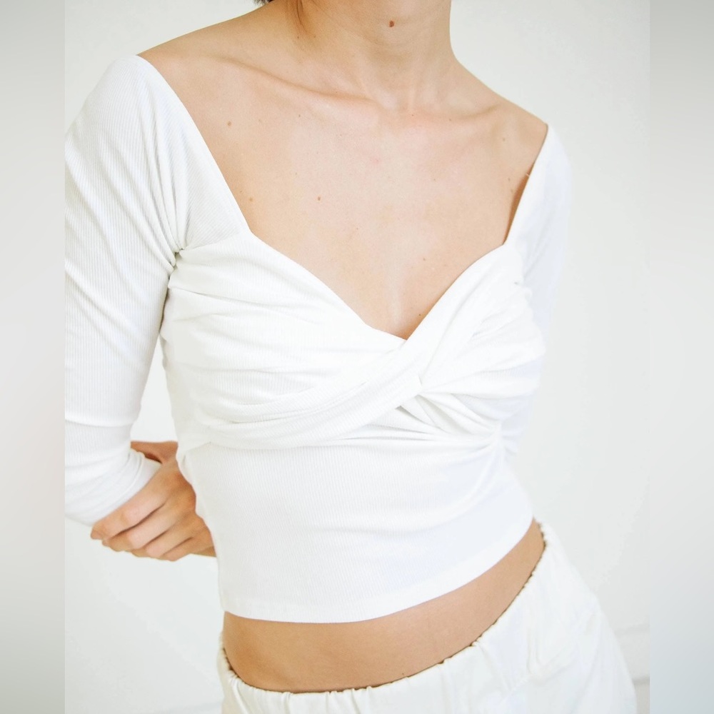 thelinebyk Stevie top NEW in blush - Picture 3 of 4